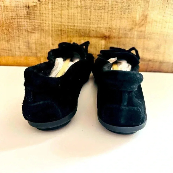 NWOT Minnetonka Suede Kilty Moccasins - Picture 6 of 9